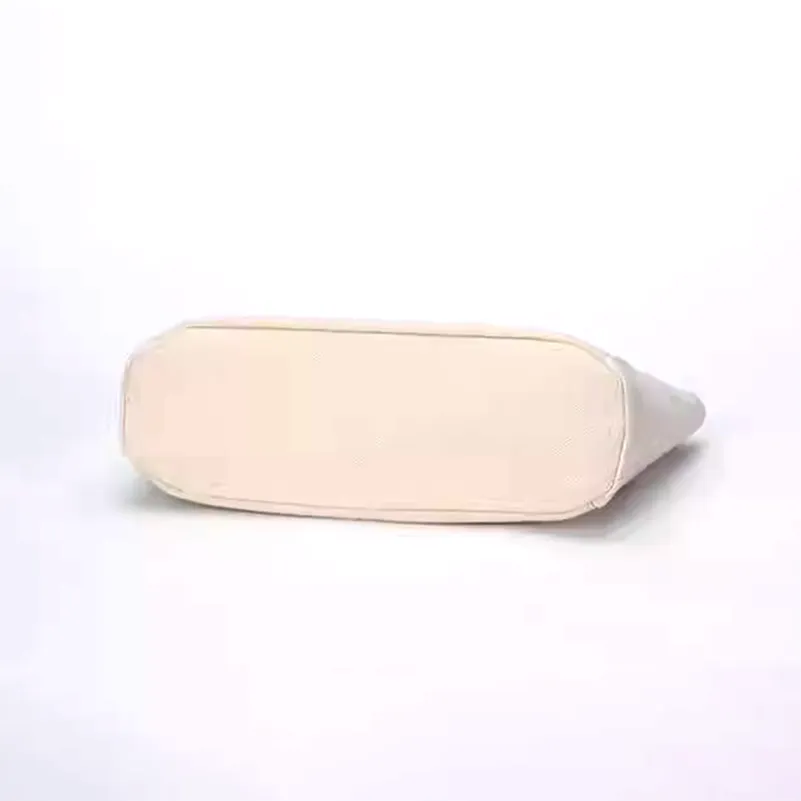 Side view structured design - Rounded silhouette with edge stitching for wholesale distribution