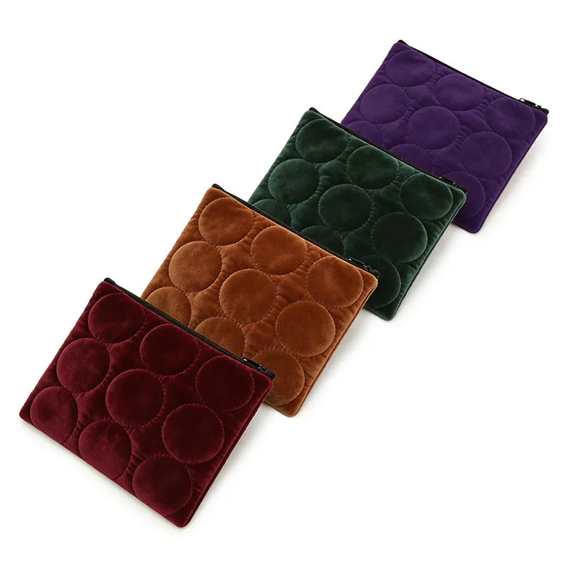 Fashion quilted velvet pouch texture - Perspective view of candy pattern quilted velvet fabric