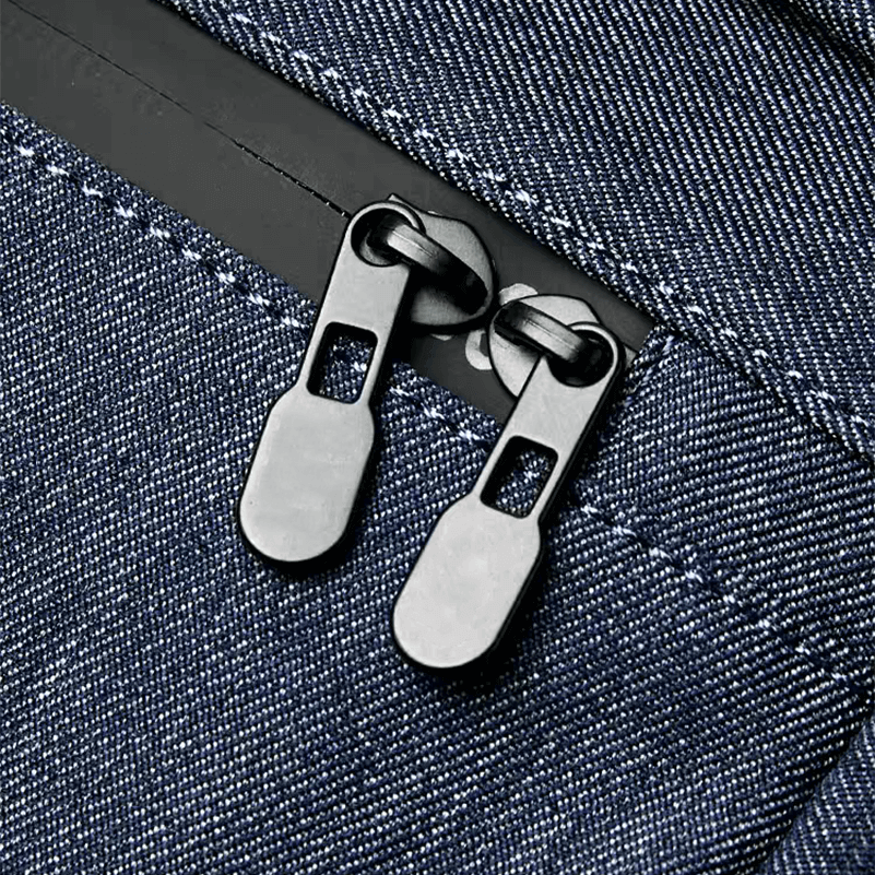 Metal hardware detail - Premium zippers for wholesale duffel bags