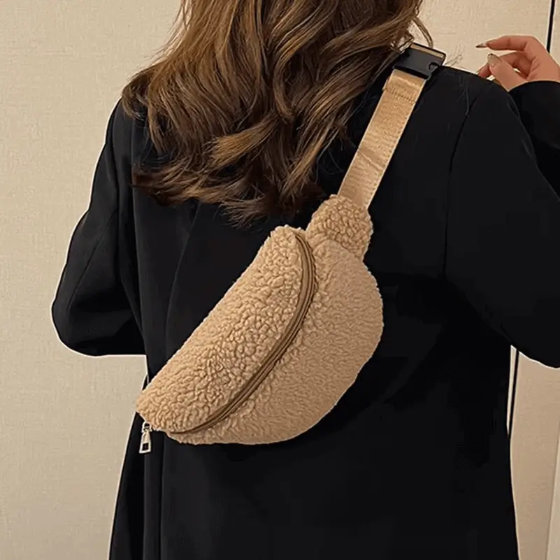 Faux fur waist bag manufacturer - Women's luxurious waist bag with plush synthetic fur materials for custom OEM production
