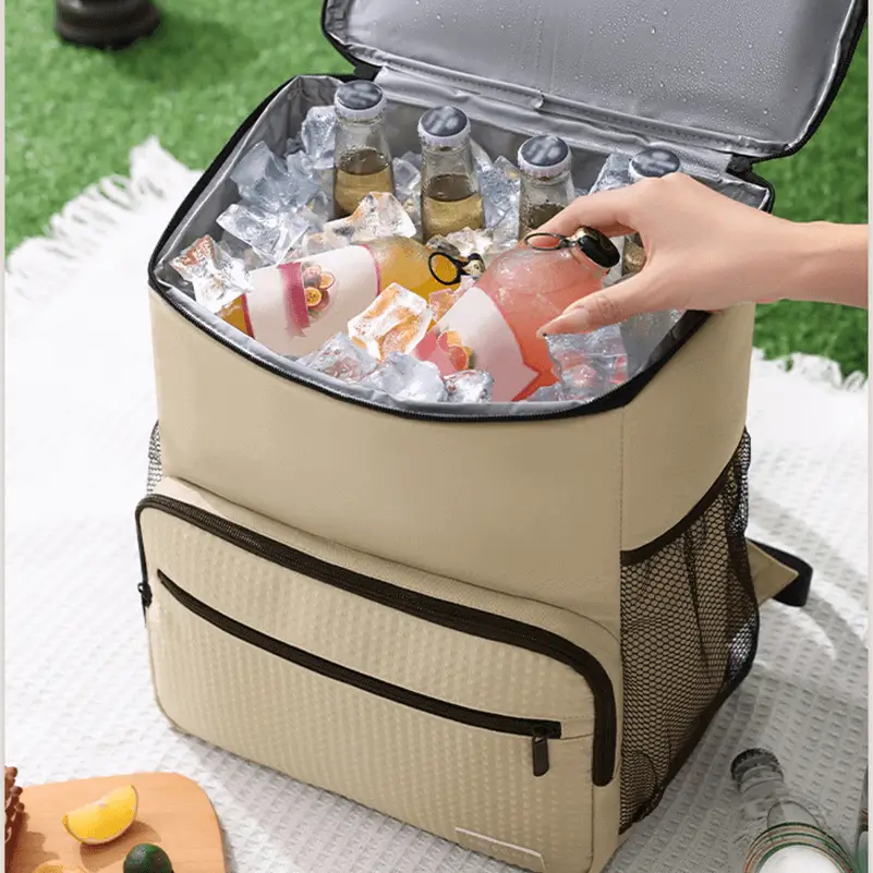 Ice storage capacity - OEM cooler backpack production with cold retention technology