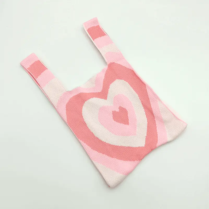 Pink knitted handbag with heart design - Multi-layered heart pattern for fashion bag factory production