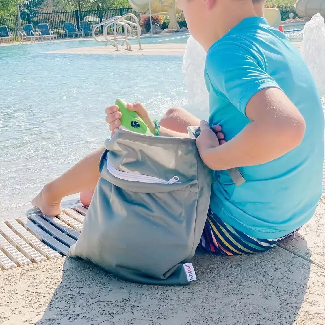 Lifestyle view of Oxford bag - Practical application demonstration for custom manufacturing