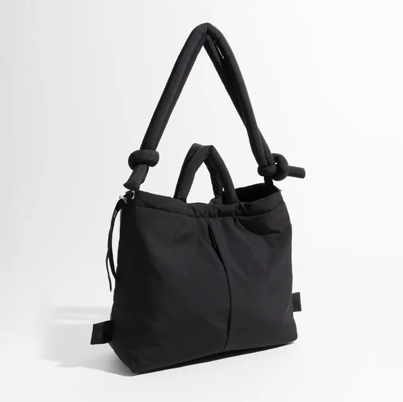 Nylon tote side view - Manufacturing capacity for OEM orders showing knot detail construction