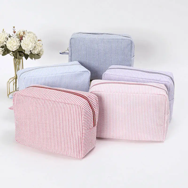 Seep yarn cosmetic bag manufacturer - Vibrant striped makeup bag with rectangular design for custom OEM production