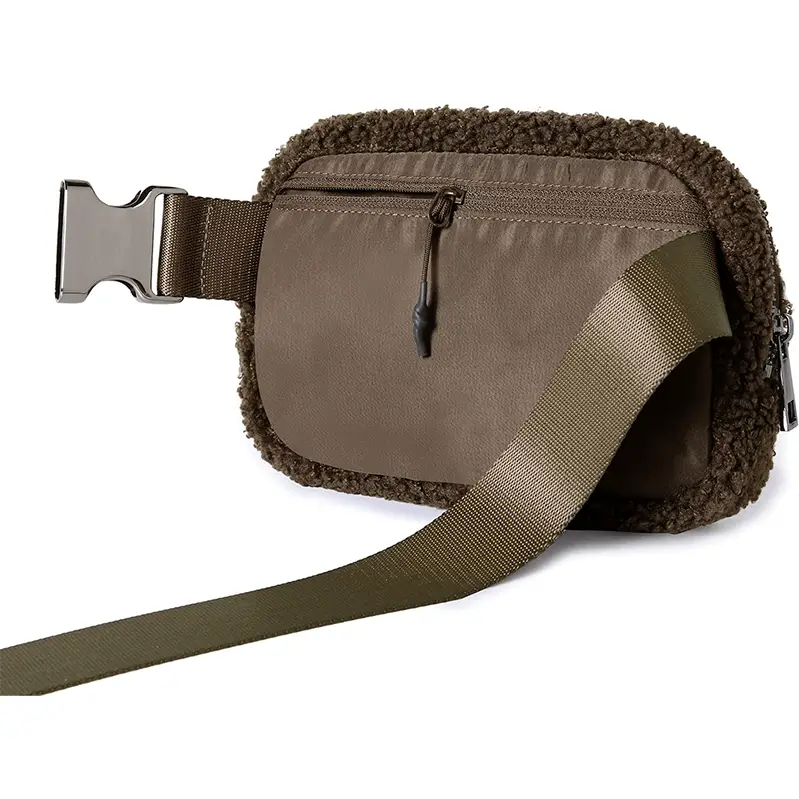 Teddy material fanny pack features detail - Manufacturing capacity for OEM orders showing premium craftsmanship